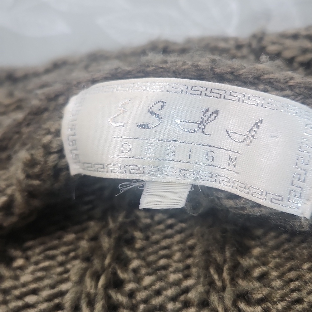 ESHA Cardigan - Picture 3 of 7